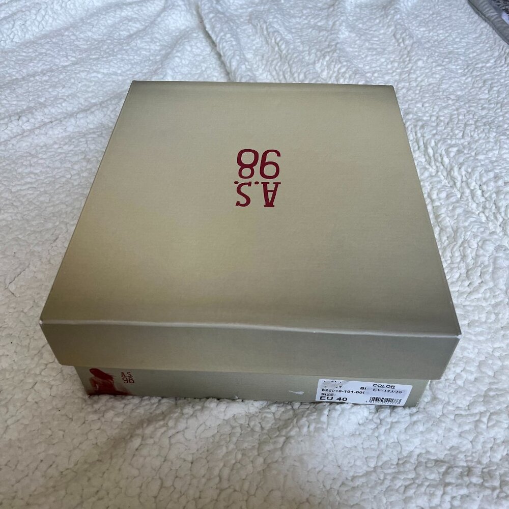 NWT A.S. 98 White Sandals Size 40 (EUR) - Picture 8 of 9